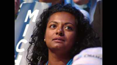[Michelle]
And Barack and I were raised - First Ladies