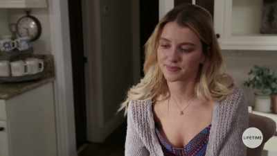 (Michelle)
Oh, so, right after
your parents died. - Stalked by My Doctor: A Sleepwalker's Nightmare
