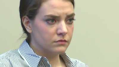 MICHELLE SNODGRASS: She
treated him no better - Killer Cases