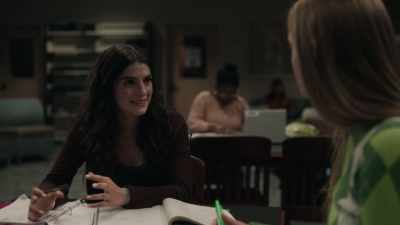 - Michelle, stop.
- [chuckles] - The Girl from Plainville