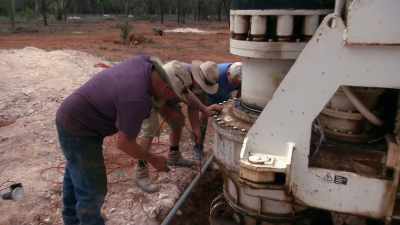 Mick thinks brother Pete had
the remote squashed in his pocket, - Outback Opal Hunters