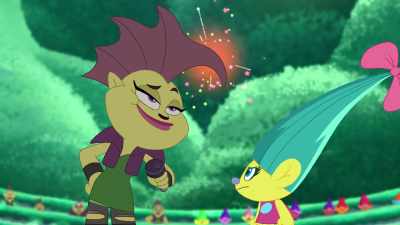 [microphone whines] - Trolls: The Beat Goes On!
