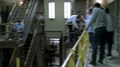 Middle cell, cool in the summer, warm in the winter. - Prison Break