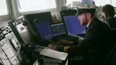 Midships. - Warship: Life at Sea