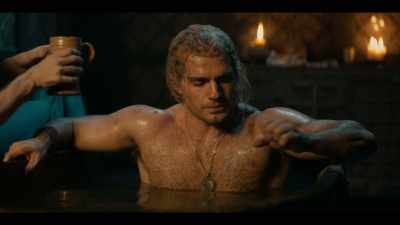 - might want to lay off the Cintran ale.
- [groans] - The Witcher