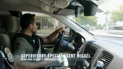 MIGUEL: Unfortunately,
we've lost eyes, - To Catch a Smuggler