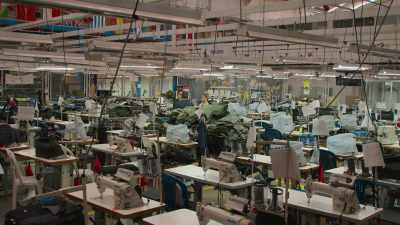 [Miguel] We are manufacturing
one million bulletproof vests, - Sue Perkins: Perfectly Legal