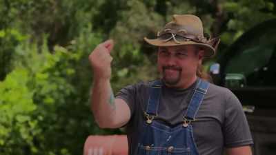  [mike] guess who
  got the short straw? - Moonshiners: Master Distiller