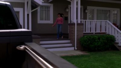 Mike: HEY, I GOT
SOME MORE BOXES. - Desperate Housewives