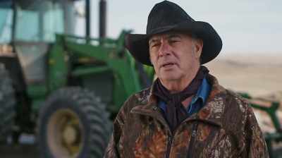 Mike: I THINK THAT
IT WON'T BE TOO LONG - Dino Hunters