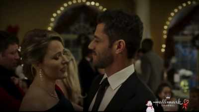 Mike, I'm... I'm sorry. I... - Christmas Wishes & Mistletoe Kisses