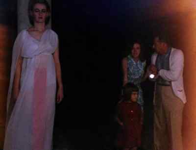 Mike, it’s horrible! - Manos: The Hands of Fate