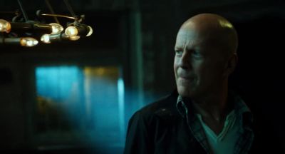 Mike, listen, I'm sorry
about this morning, man. - A Good Day to Die Hard