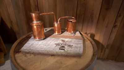  [mike] that little,
  small still, - Moonshiners: Master Distiller