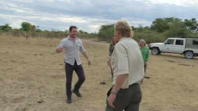 Mike meets up with his friends,
Graham and Anna, - In the Footsteps of Elephant