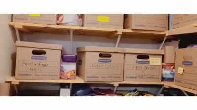 [Mike] The challenging thing with this:
we open the box, but then afterwards, - Get Organized with The Home Edit