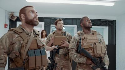 Mike, you're with me. - Alien Warfare
