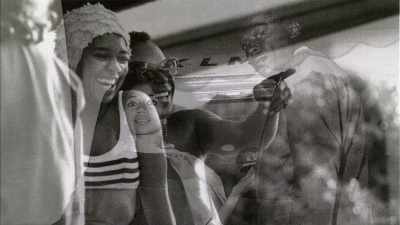 Miles and Frances on fire. [chuckles] - Miles Davis: Birth of the Cool
