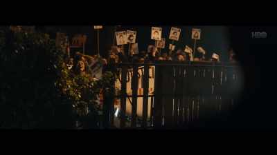 Militar genocida,
vamos te entregar! - Los perros