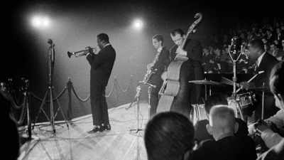 [Miller] Sometimes he leaves a note out - Miles Davis: Birth of the Cool