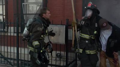 Mills?
Where's Cruz?
Yeah. - Chicago Fire