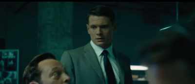 - Mind if I give it a shot?
- Yeah, knock yourself out. - Seberg