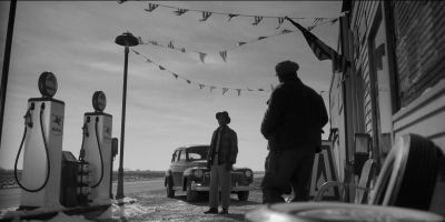 Mind if I pull around back
and wait? - Fargo
