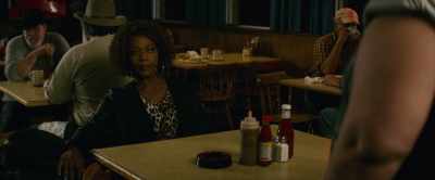 - Mind if I sit?
- Yeah. I mean, come on. - Juanita
