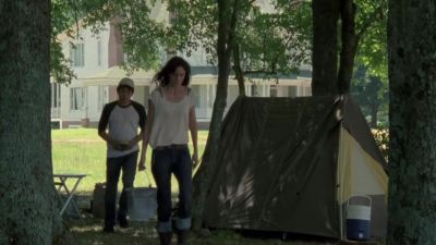 Mind your own business, Glenn. - The Walking Dead