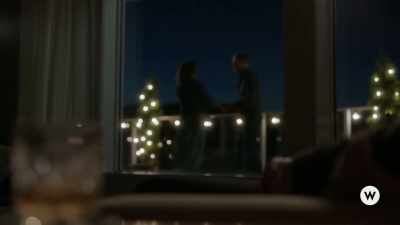 [Mindy and Sam laughing] - Mid-Love Crisis