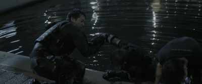 - Minho, you okay?
- Yeah. - Maze Runner: The Death Cure