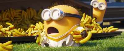 [Minions grunting rapidly] - Minions: The Rise of Gru