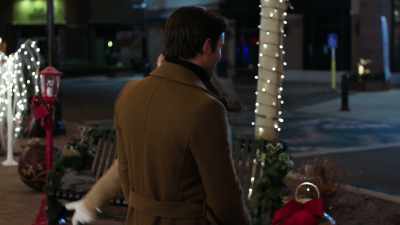 (mischievous music) - A Christmas of Wonders