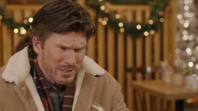 Miss Appleby, a little
too appreciated, - The Secret Gift of Christmas
