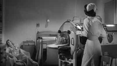 Miss Barrett. Miss Barrett,
come here, quickly! - The Monolith Monsters