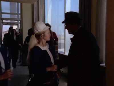 Miss Chase.
Lyn Chase? - The Streets of San Francisco