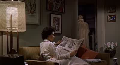 Miss Daniels, is that you? - The Birds
