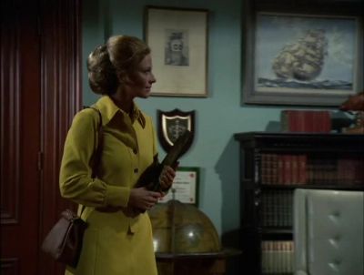 MISS HOLLAND. - Hawaii Five-0