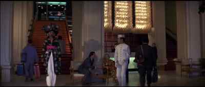 Miss Jones,
telephone call to you. - Cleopatra Jones and the Casino of Gold