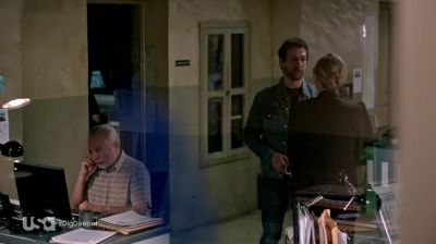 - Miss me? - Where's Peter? - Dig