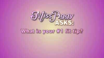 (MISS PIGGY SPEAKING) - Muppets Now