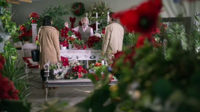 - Miss Rachel here is really...
- Mr Michaels. - Yuletide the Knot