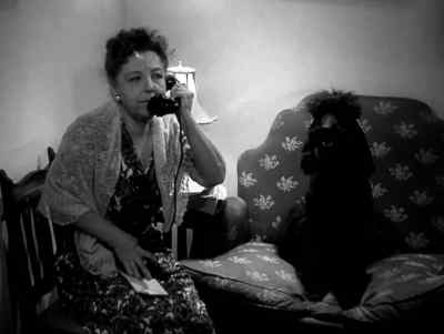 Miss St.James?
He's back. He's upstairs. - The Lost Weekend