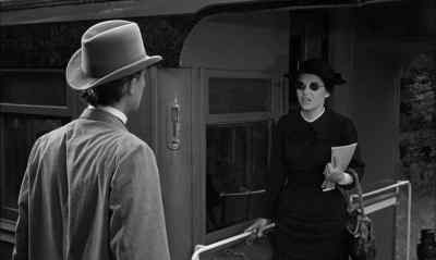-Miss Sullivan?
-Here! - The Miracle Worker