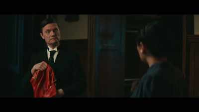 - Miss Wang, please follow me.
- Where are we going? - Invitation to a Murder