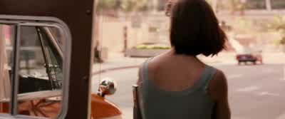 Miss, you can't be this close. - Speed