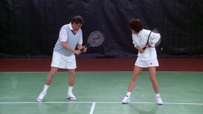 -Missed it!
-I got it! - Friends