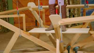 Misti's top priority is
to fix her wobbly bottom. - Handmade: Britain's Best Woodworker