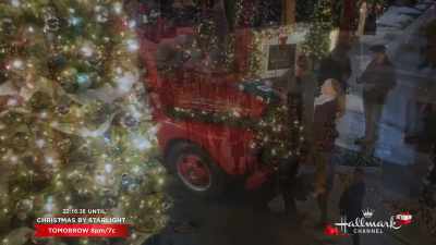 Mistletoe has had
an incredible tradition - Good Morning Christmas!