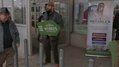 Mitables brought to you
by the beautiful Janice Mills. - The Pradeeps of Pittsburgh